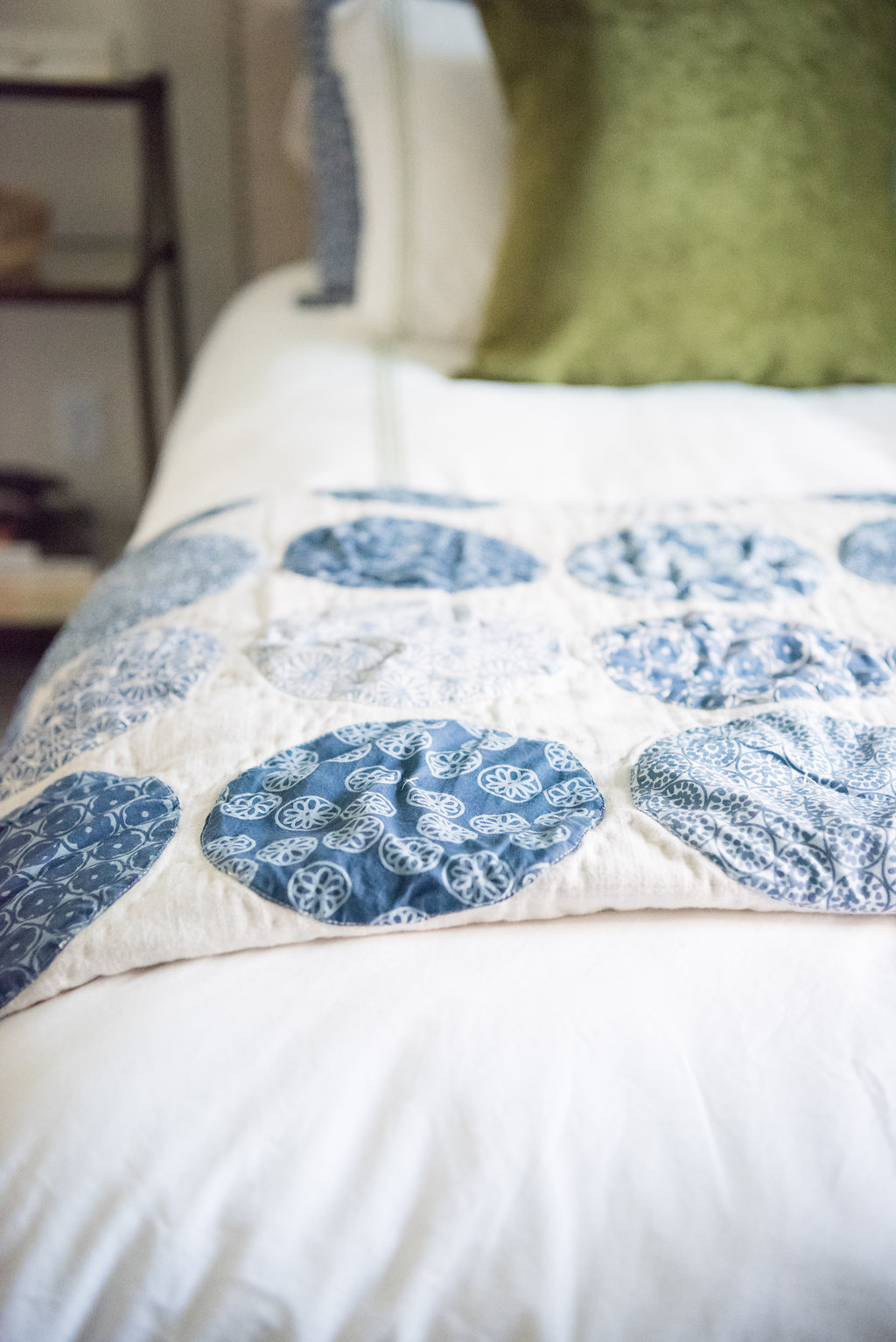 Bedding Basics Lavin Label